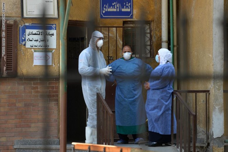 ارتفاع نسب إشغال المستشفيات المصرية بسبب كورونا